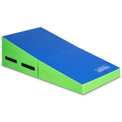 Folding Wedge Exercise Gymnastics Mat with Handles-Green - Color: Green